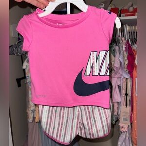 Nike Toddler Set